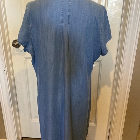 Beautiful V neckline Jean Dress from Maurices - Picture 7 of 7